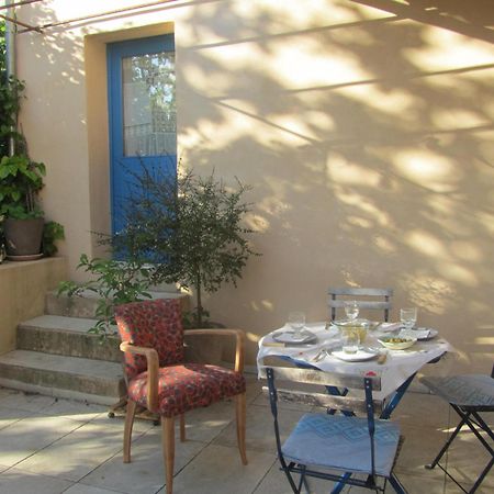 バンヌ La Colline Bleue Bed & Breakfast エクステリア 写真