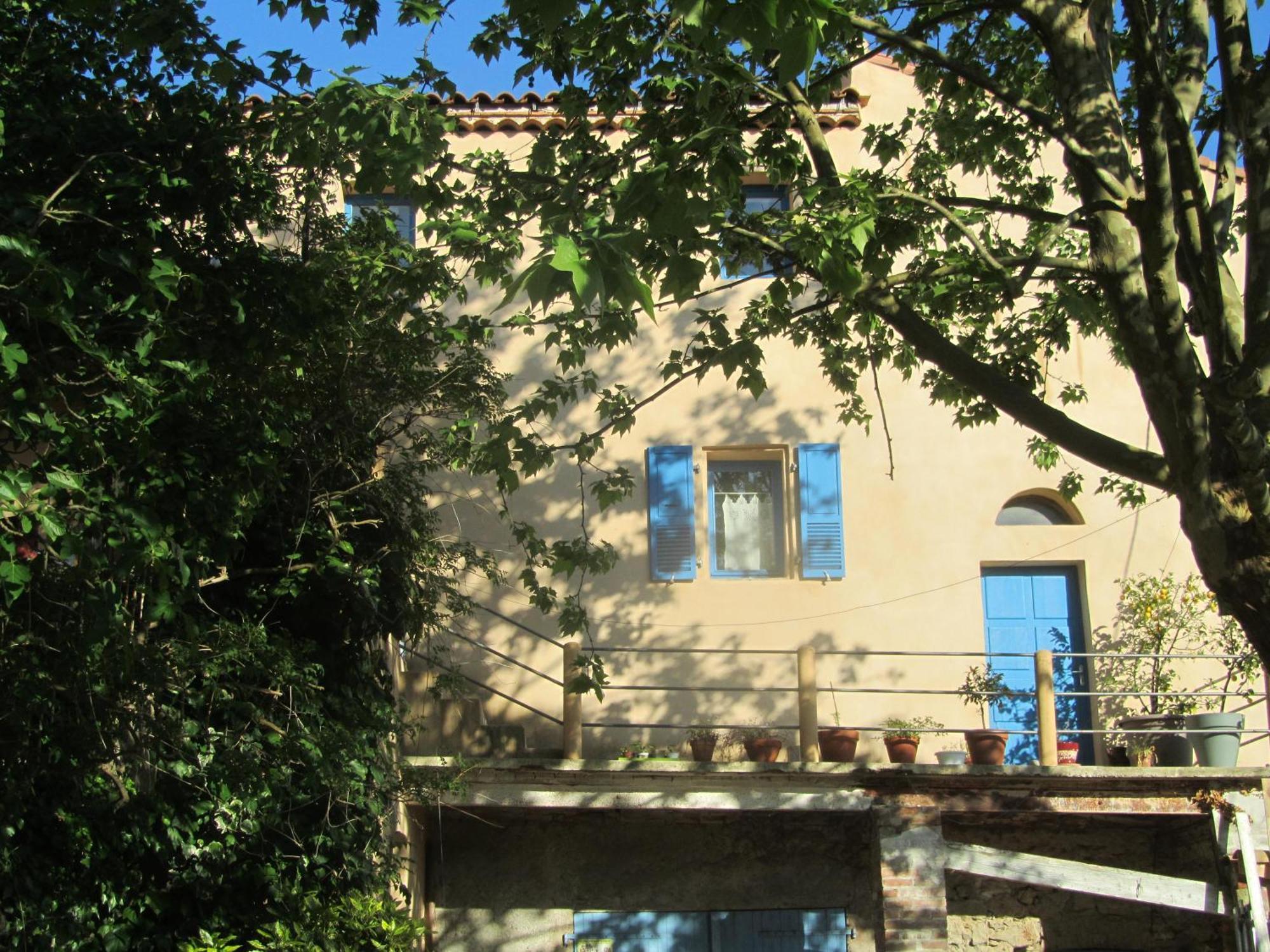 バンヌ La Colline Bleue Bed & Breakfast エクステリア 写真